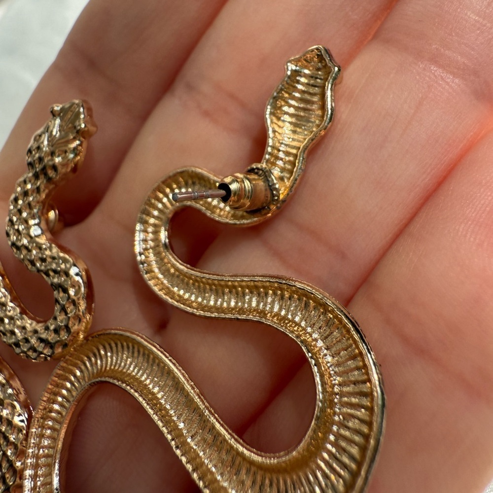 Anthropologie new!  serpent Snake gold Earrings - Picture 4 of 9